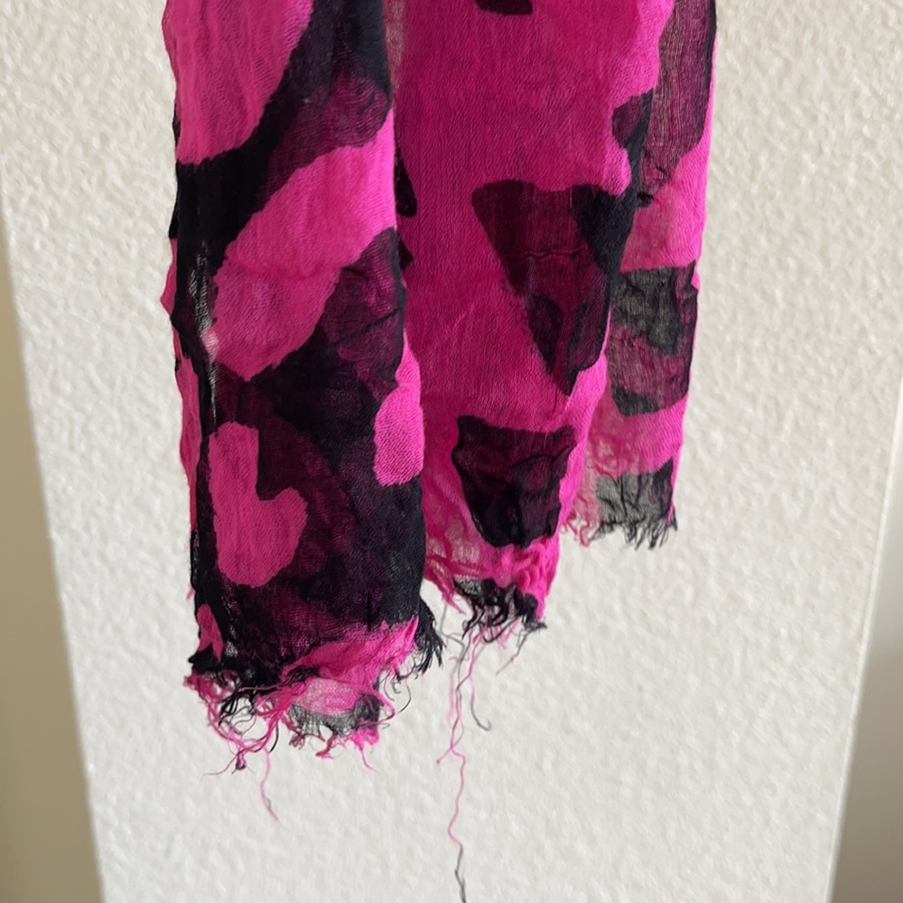 SCARF - Picture 6 of 6